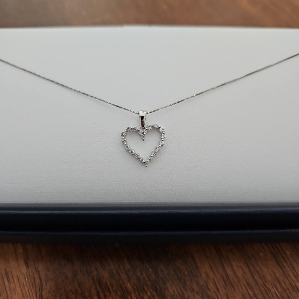 White Gold Diamond Heart Pendant Necklace, Great Valentine’s Gift!!!